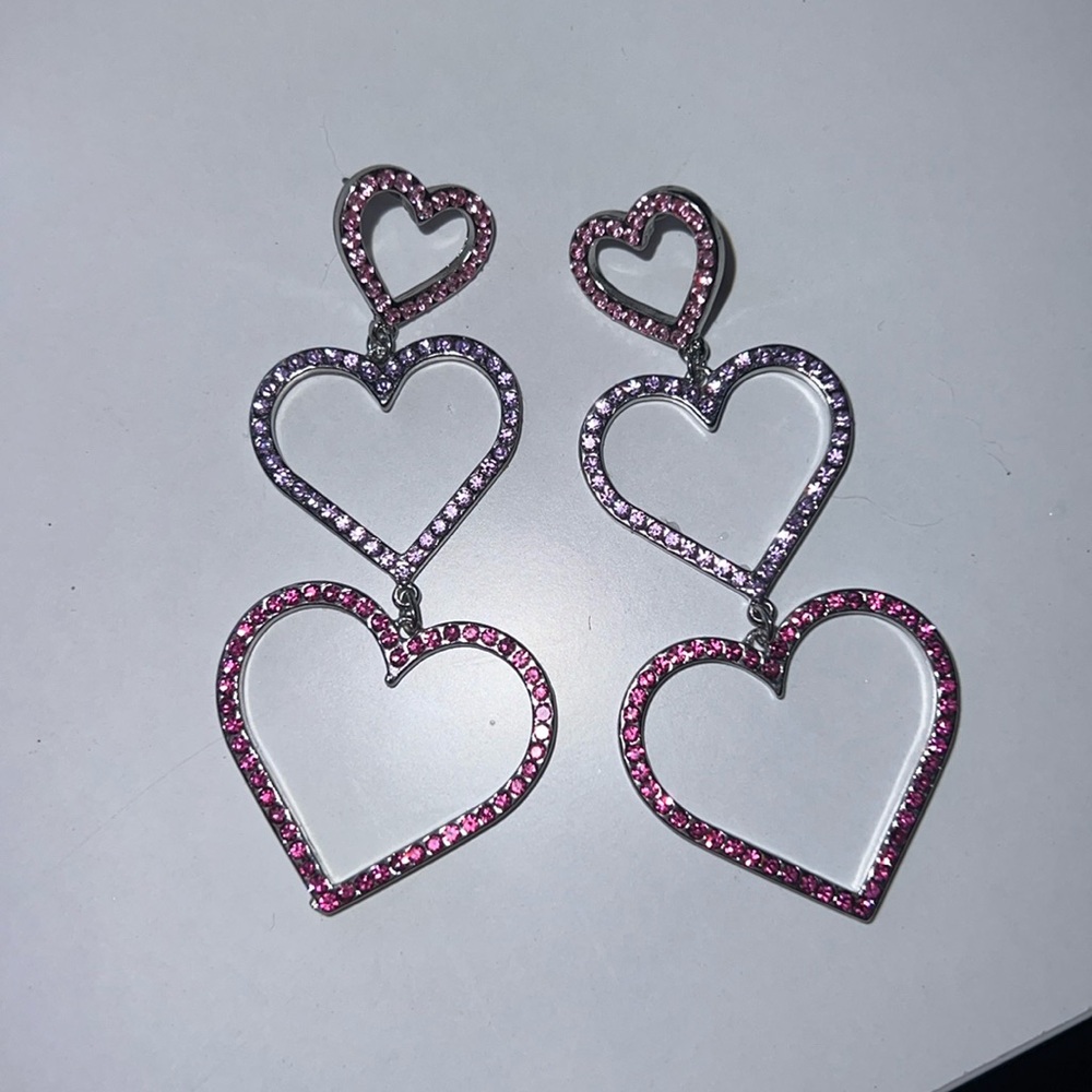 gorgeous heart earrings💖